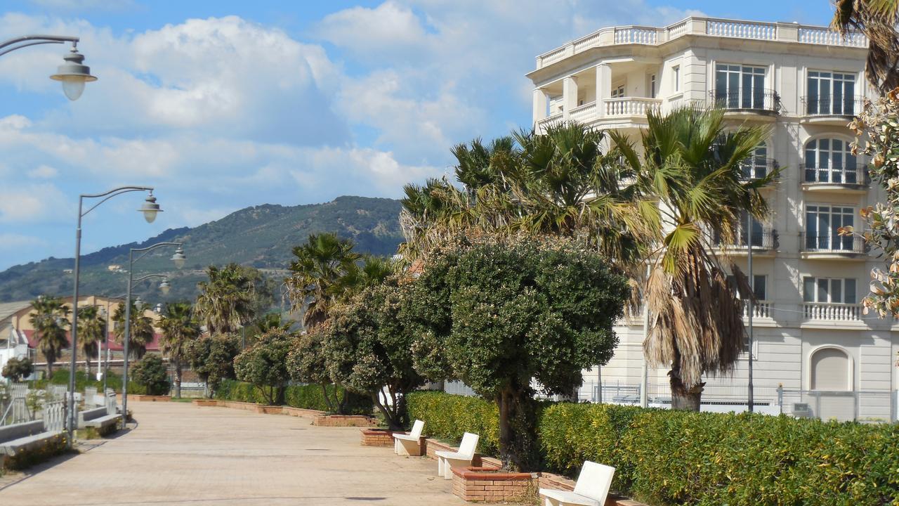 Hotel Marechiaro Gizzeria Exteriér fotografie